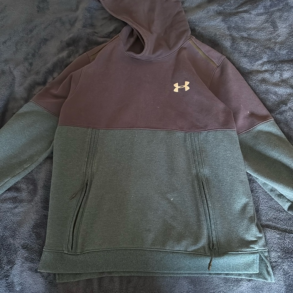 Under Armour Hoodie